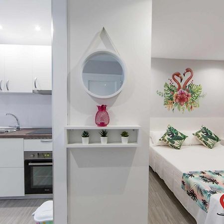 Roses Apartments Tropical Loft Vista Mar Lateral 외부 사진