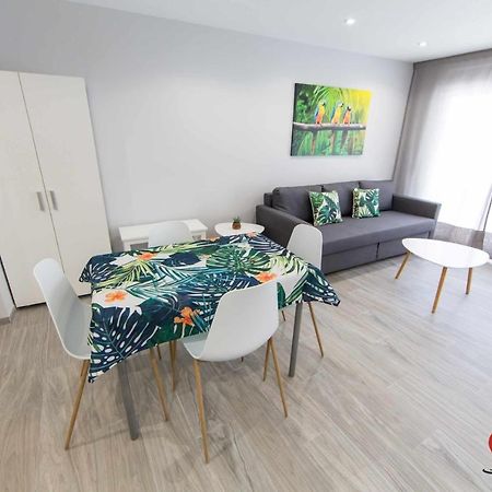 Roses Apartments Tropical Loft Vista Mar Lateral 외부 사진