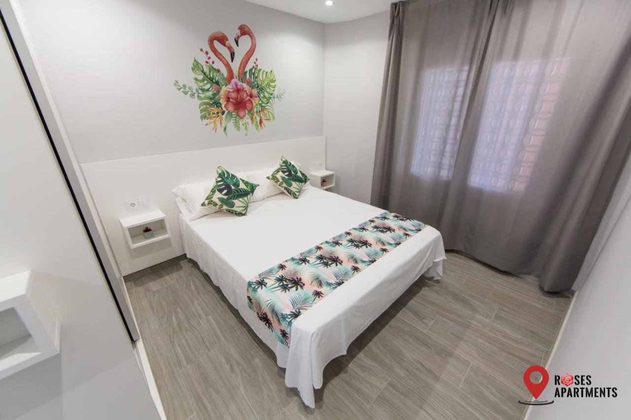 Roses Apartments Tropical Loft Vista Mar Lateral 외부 사진